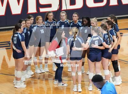 Thumbnail 2 in Oxford @ Lewisburg photogallery.