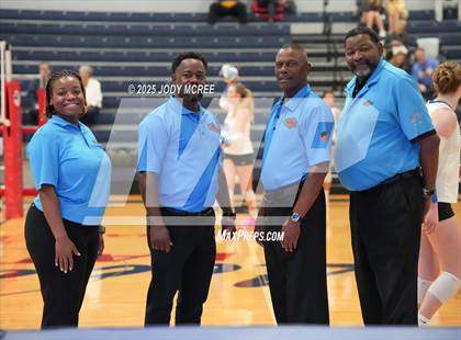 Thumbnail 2 in Oxford @ Lewisburg photogallery.