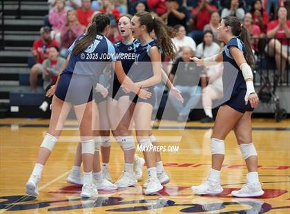 Thumbnail 2 in Oxford @ Lewisburg photogallery.