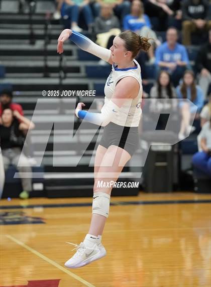 Thumbnail 1 in Oxford @ Lewisburg photogallery.