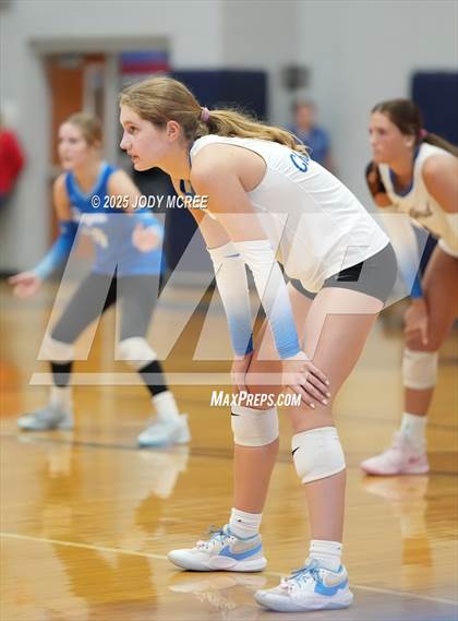 Thumbnail 3 in Oxford @ Lewisburg photogallery.