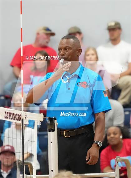 Thumbnail 1 in Oxford @ Lewisburg photogallery.