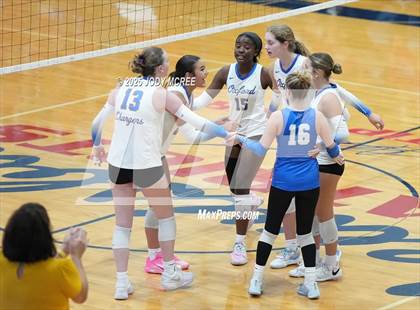 Thumbnail 1 in Oxford @ Lewisburg photogallery.