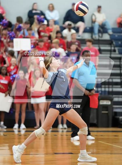 Thumbnail 3 in Oxford @ Lewisburg photogallery.