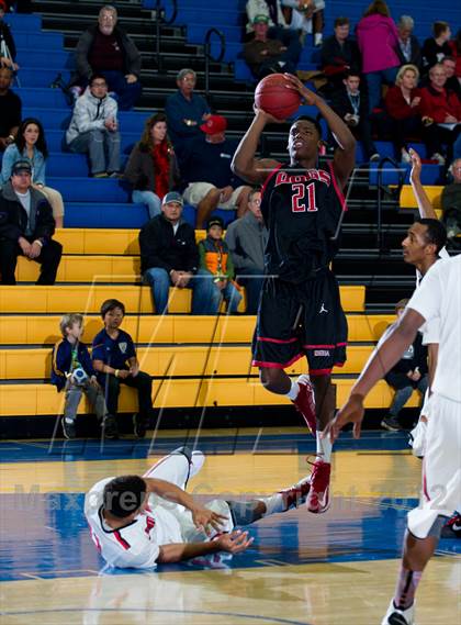 Thumbnail 2 in Westchester vs Pasadena (National Prep Classic) photogallery.