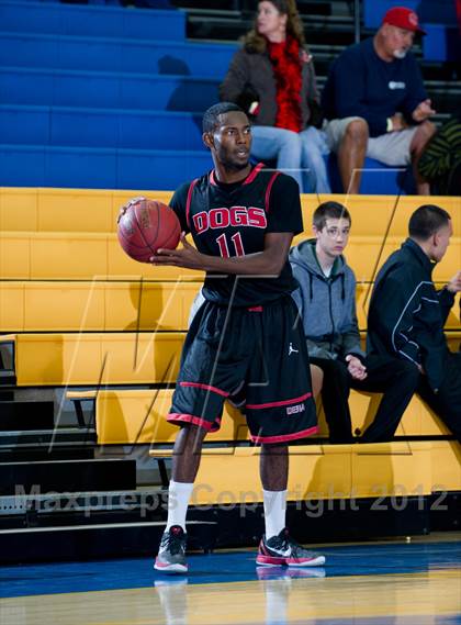 Thumbnail 2 in Westchester vs Pasadena (National Prep Classic) photogallery.