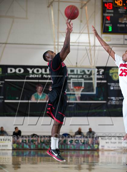Thumbnail 3 in Westchester vs Pasadena (National Prep Classic) photogallery.