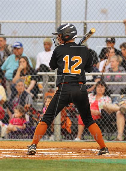 Thumbnail 3 in Deer Park vs Dobie (UIL 5A Bi-District Playoff) photogallery.