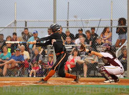 Thumbnail 2 in Deer Park vs Dobie (UIL 5A Bi-District Playoff) photogallery.