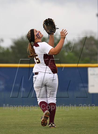 Thumbnail 3 in Deer Park vs Dobie (UIL 5A Bi-District Playoff) photogallery.