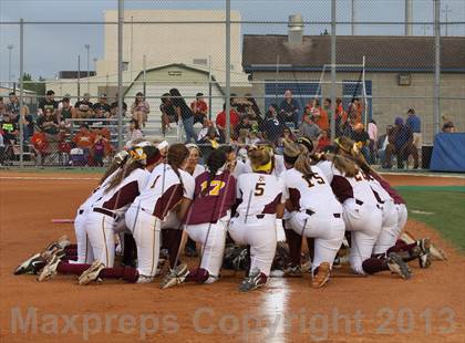 Thumbnail 2 in Deer Park vs Dobie (UIL 5A Bi-District Playoff) photogallery.