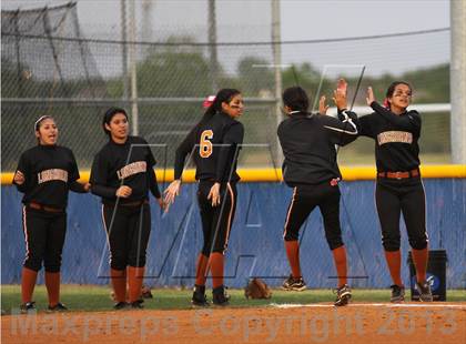 Thumbnail 3 in Deer Park vs Dobie (UIL 5A Bi-District Playoff) photogallery.