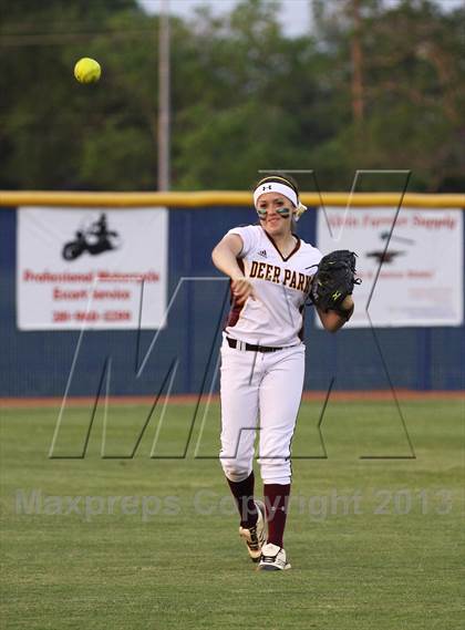 Thumbnail 3 in Deer Park vs Dobie (UIL 5A Bi-District Playoff) photogallery.