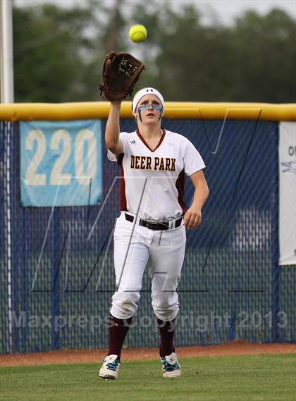 Thumbnail 1 in Deer Park vs Dobie (UIL 5A Bi-District Playoff) photogallery.