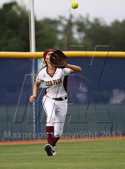 Thumbnail 2 in Deer Park vs Dobie (UIL 5A Bi-District Playoff) photogallery.
