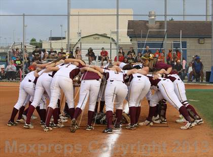 Thumbnail 3 in Deer Park vs Dobie (UIL 5A Bi-District Playoff) photogallery.