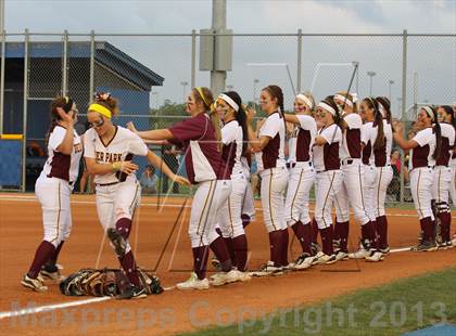Thumbnail 2 in Deer Park vs Dobie (UIL 5A Bi-District Playoff) photogallery.