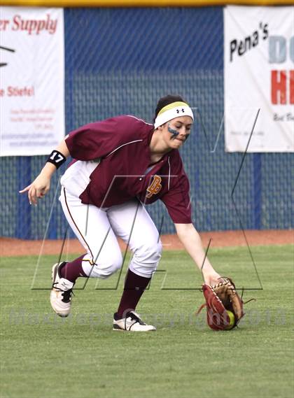Thumbnail 1 in Deer Park vs Dobie (UIL 5A Bi-District Playoff) photogallery.