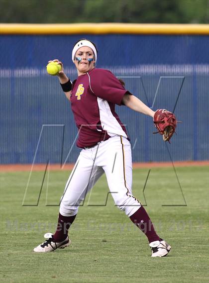 Thumbnail 2 in Deer Park vs Dobie (UIL 5A Bi-District Playoff) photogallery.