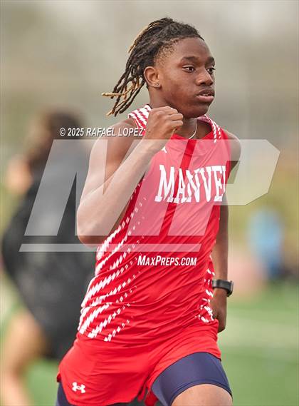 Thumbnail 3 in CCISD Ruben C Jordan Relays (800M) photogallery.