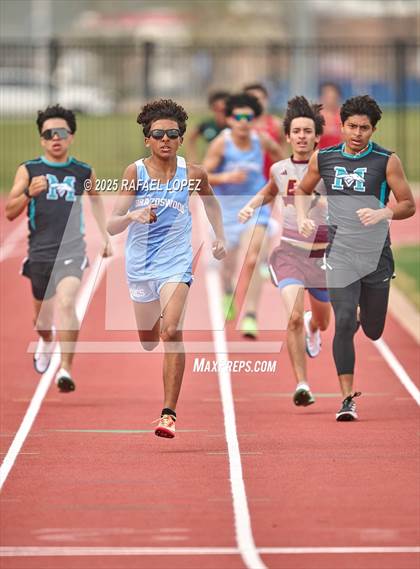 Thumbnail 2 in CCISD Ruben C Jordan Relays (800M) photogallery.