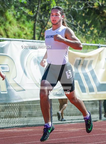Thumbnail 2 in FVL Championship Trials May 1st (100, 200, 300 IH, 400, 110 HH) photogallery.