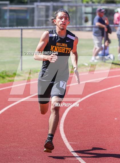 Thumbnail 2 in FVL Championship Trials May 1st (100, 200, 300 IH, 400, 110 HH) photogallery.