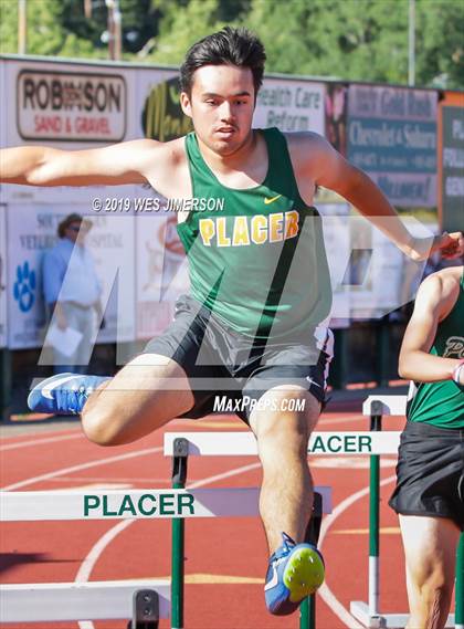 Thumbnail 1 in FVL Championship Trials May 1st (100, 200, 300 IH, 400, 110 HH) photogallery.