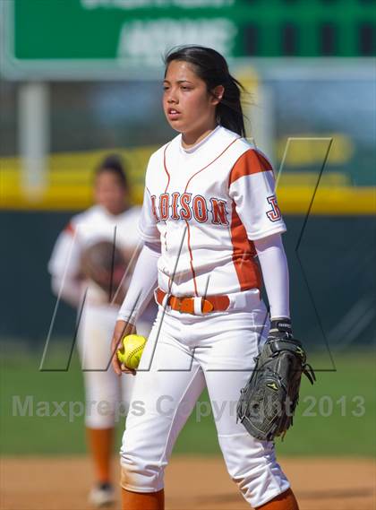Thumbnail 2 in Madison vs. Stevens (NISD Softball Tournament) photogallery.