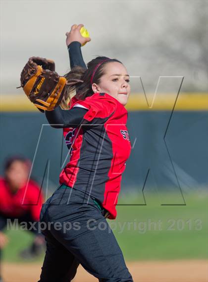 Thumbnail 2 in Madison vs. Stevens (NISD Softball Tournament) photogallery.