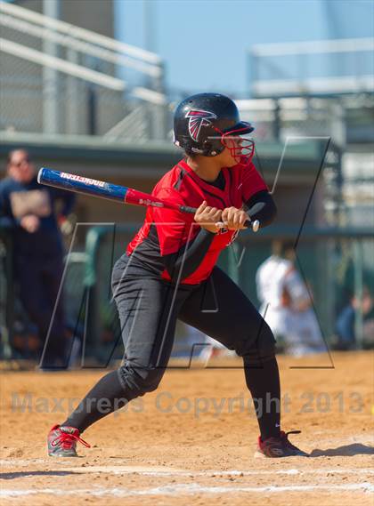 Thumbnail 3 in Madison vs. Stevens (NISD Softball Tournament) photogallery.