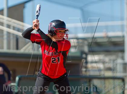 Thumbnail 3 in Madison vs. Stevens (NISD Softball Tournament) photogallery.