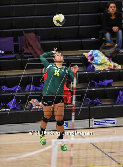 Thumbnail 2 in Casa Grande vs. California School for the Deaf (Nor-Cal Invitational) photogallery.