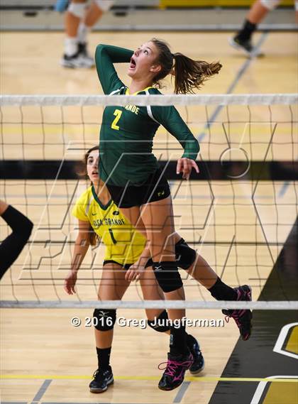 Thumbnail 2 in Casa Grande vs. California School for the Deaf (Nor-Cal Invitational) photogallery.