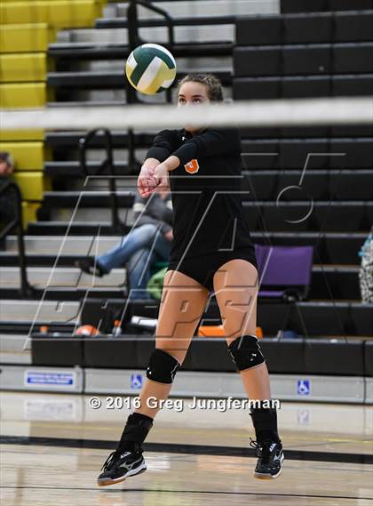 Thumbnail 3 in Casa Grande vs. California School for the Deaf (Nor-Cal Invitational) photogallery.