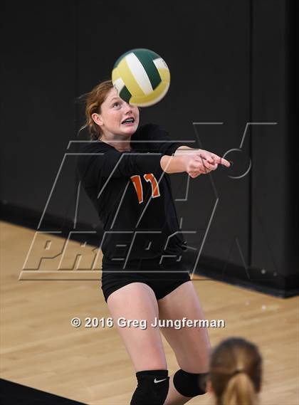 Thumbnail 2 in Casa Grande vs. California School for the Deaf (Nor-Cal Invitational) photogallery.