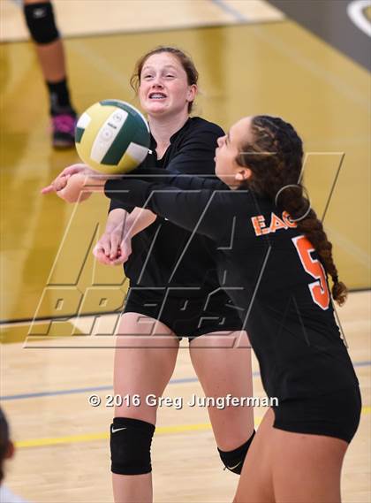 Thumbnail 3 in Casa Grande vs. California School for the Deaf (Nor-Cal Invitational) photogallery.