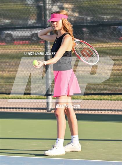 Thumbnail 1 in Northwest Christian (Team Scrimmage) photogallery.