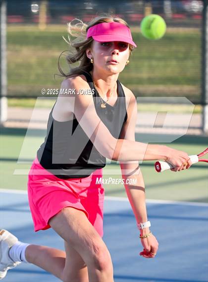 Thumbnail 2 in Northwest Christian (Team Scrimmage) photogallery.