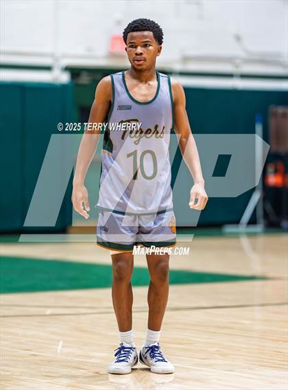 Thumbnail 3 in Berne-Knox-Westerlo @ Bishop Timon-St. Jude photogallery.