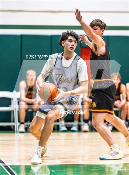 Thumbnail 2 in Berne-Knox-Westerlo @ Bishop Timon-St. Jude photogallery.