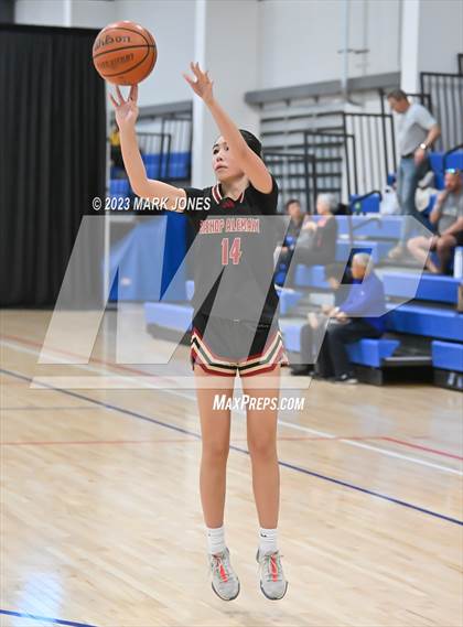 Thumbnail 2 in Columbine vs. Bishop Alemany (Nike Tournament of Champions) photogallery.