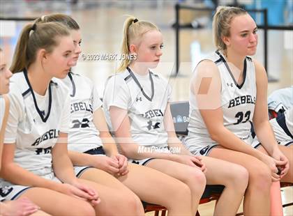 Thumbnail 2 in Columbine vs. Bishop Alemany (Nike Tournament of Champions) photogallery.