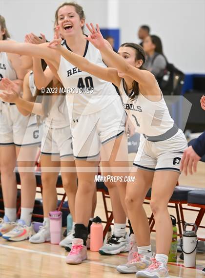 Thumbnail 1 in Columbine vs. Bishop Alemany (Nike Tournament of Champions) photogallery.