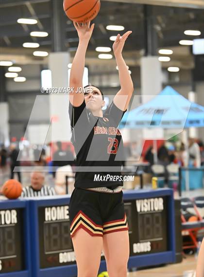 Thumbnail 3 in Columbine vs. Bishop Alemany (Nike Tournament of Champions) photogallery.