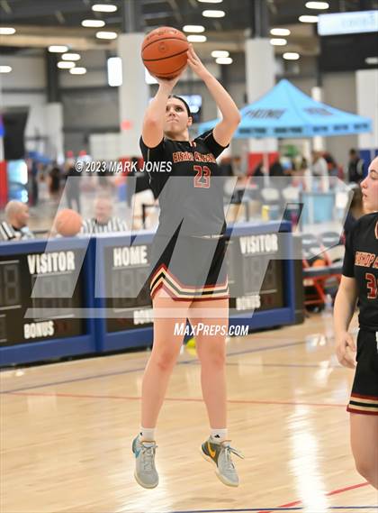 Thumbnail 2 in Columbine vs. Bishop Alemany (Nike Tournament of Champions) photogallery.