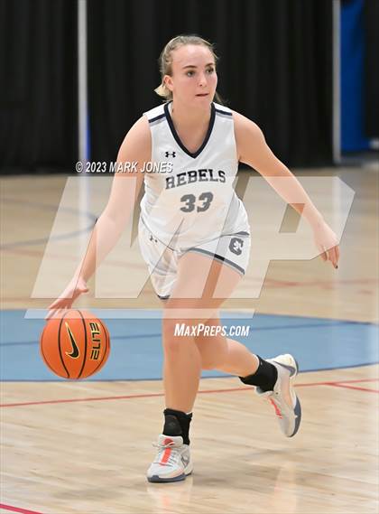 Thumbnail 3 in Columbine vs. Bishop Alemany (Nike Tournament of Champions) photogallery.