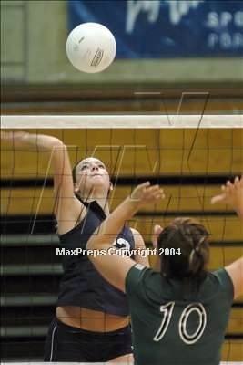 Thumbnail 3 in Oak Ridge vs. Granite Bay (Div. 2 semifinal) photogallery.