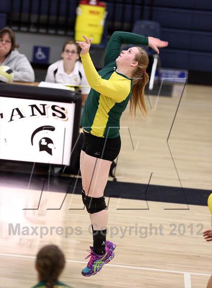 Thumbnail 2 in Lathrop vs. Sonora photogallery.