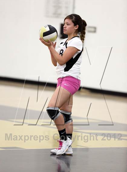 Thumbnail 1 in Lathrop vs. Sonora photogallery.